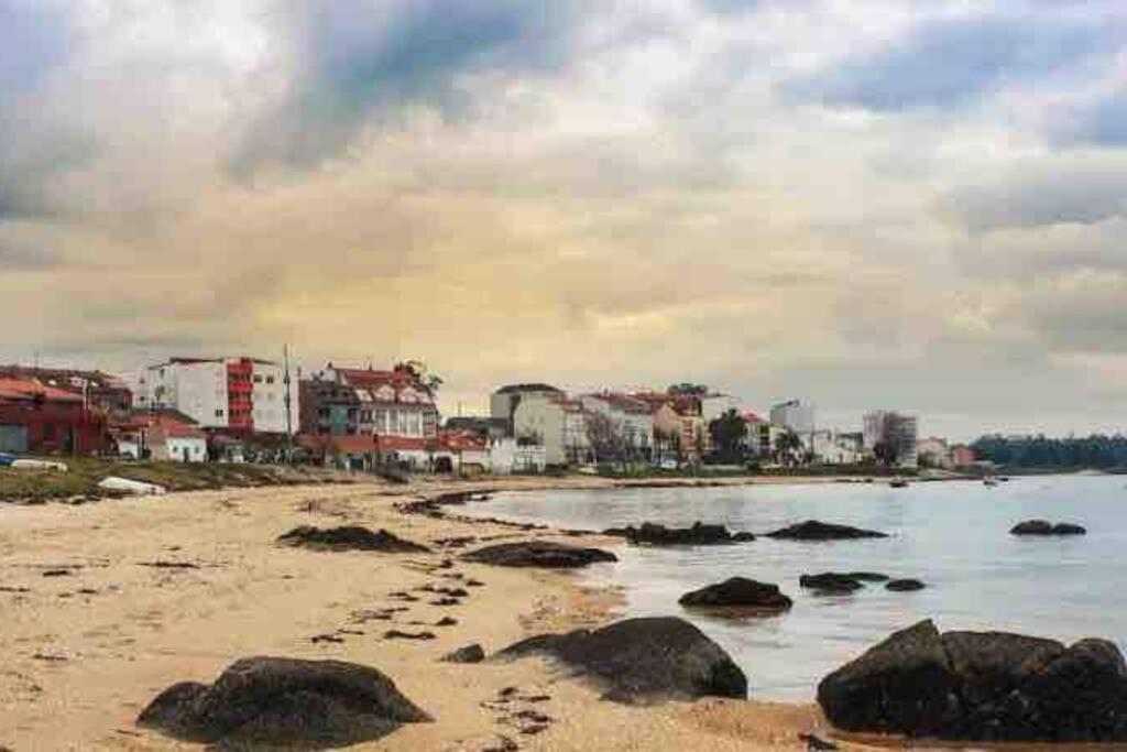 Apartamento Apartamento As Tres Pitas Vilanova de Arousa Exterior foto